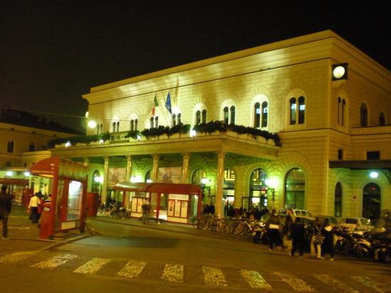 Estación de Bolonia Central